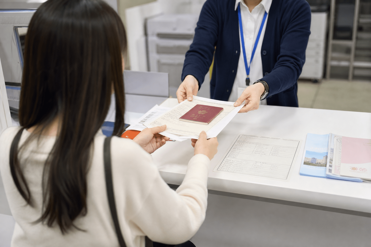 スイス移住後の保険加入手続き:日本人が知るべき実務ステップ